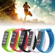 CONTAPASSI OROLOGIO 3D DIGITALE PEDOMETRO LCD POLSO SPORT CORSA SILICONE CON TEMPERATURA