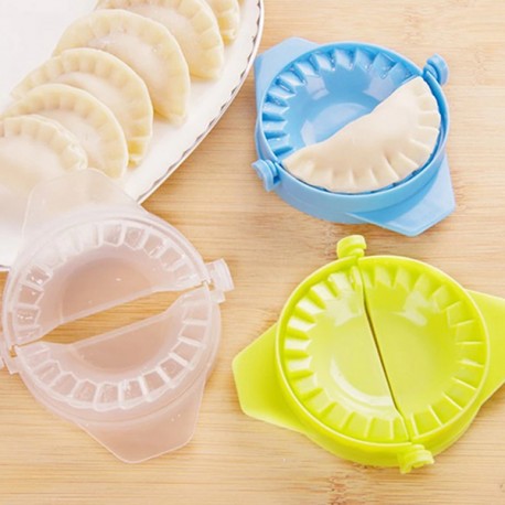 FORMINA PER RAVIOLI PASTA FRESCA FATTA CASA CARNE VERDURE CUCINA STAMPO